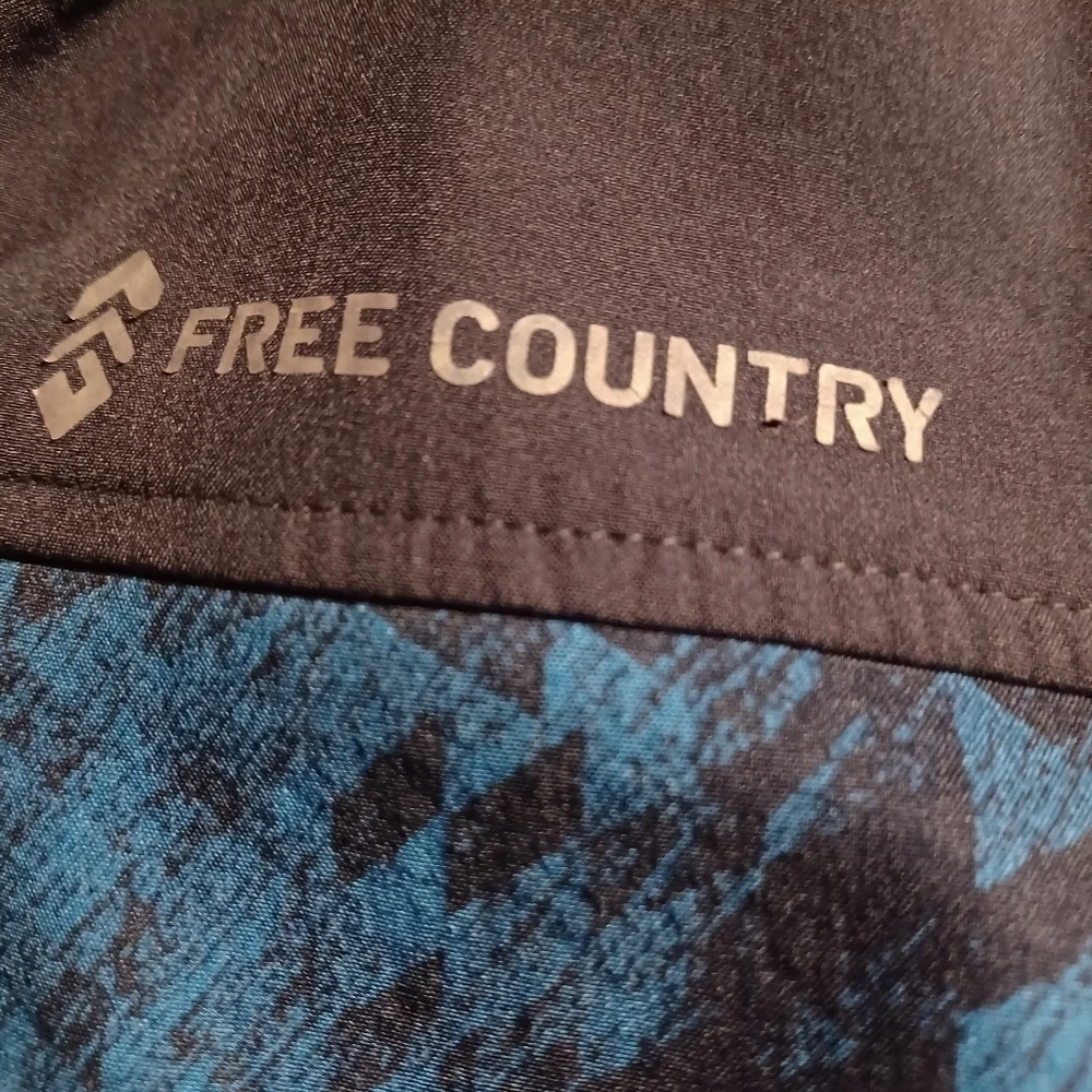Country jacket Hoodie 5/6 black and blue, nice jacket.